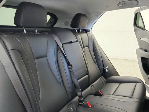 Used 2024 Buick Envision Preferred AWD/4WD image 30