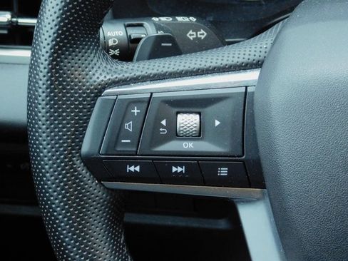 Used 2024 Mitsubishi Outlander SE image 20