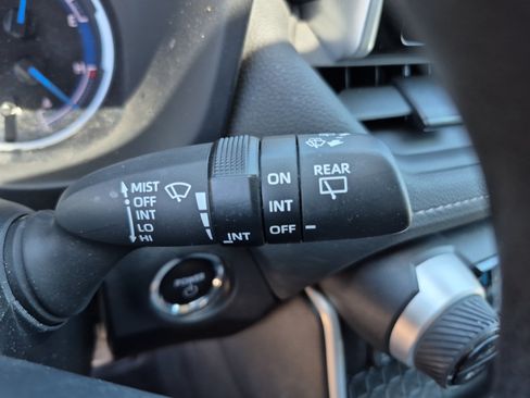 Used 2024 Toyota RAV4 XLE AWD/4WD image 34