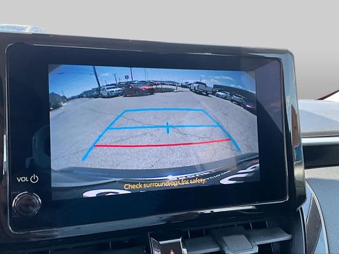 Used 2024 Toyota Corolla LE FWD image 25