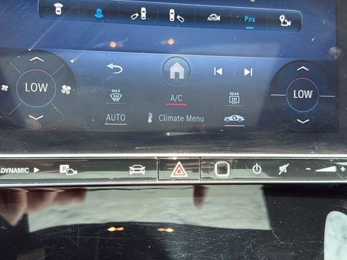 Certified 2023 Mercedes-Benz C 300 Sedan image 32