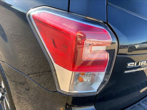 Used 2018 Subaru Forester 2.5i Premium image 27
