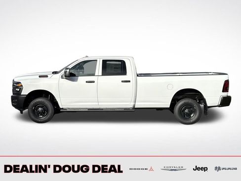 New 2026 RAM 2500 Tradesman AWD/4WD image 2