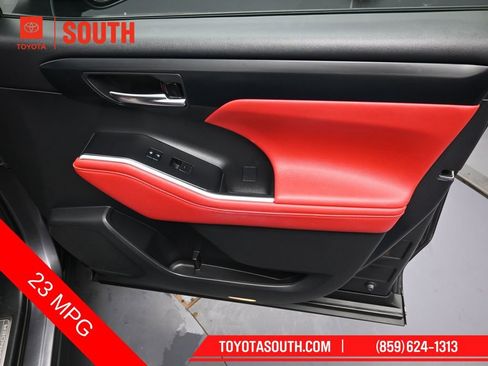 Used 2021 Toyota Highlander XSE AWD/4WD image 37