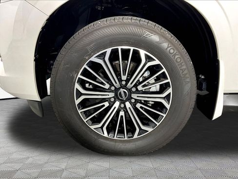 Certified 2025 Nissan Armada SL AWD/4WD image 34