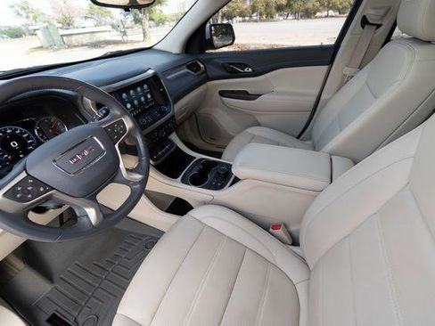 Used 2022 GMC Acadia Denali w/ Denali Ultimate Package image 25