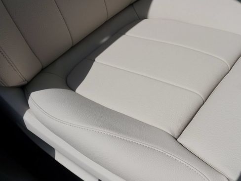 Certified 2025 Mercedes-Benz GLB 250 image 69