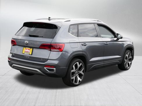 Used 2022 Volkswagen Taos SEL AWD/4WD image 7