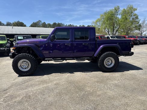 New 2026 Jeep Gladiator Mojave AWD/4WD image 5