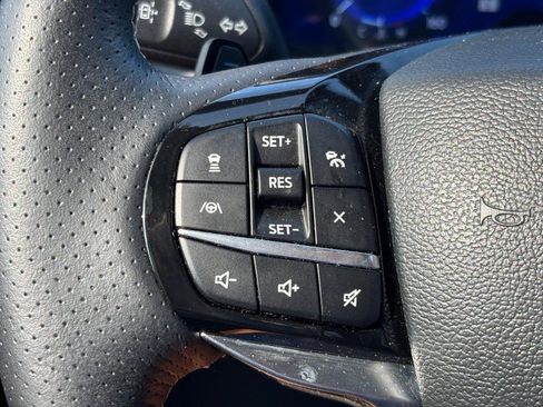 Used 2023 Ford Explorer ST w/ Equipment Group 401A AWD/4WD image 21