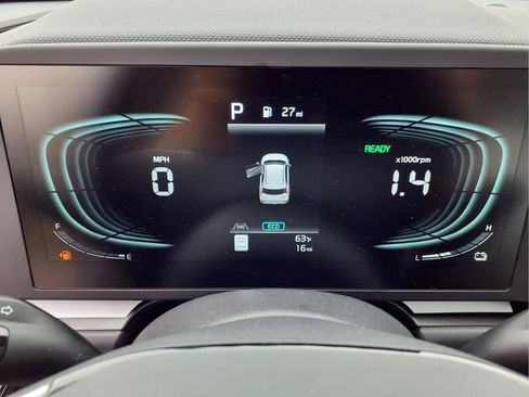 New 2026 Kia Niro LX FWD image 11
