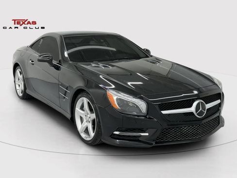 Used 2014 Mercedes-Benz SL 550 image 2