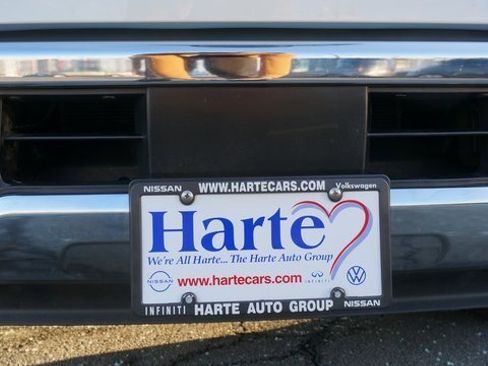 Used 2024 Nissan Titan SV w/ SV Convenience Package image 66