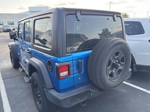 Used 2022 Jeep Wrangler Unlimited Sport image 4