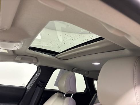 Used 2025 MAZDA CX-30 AWD 2.5 S w/ Preferred Package image 22