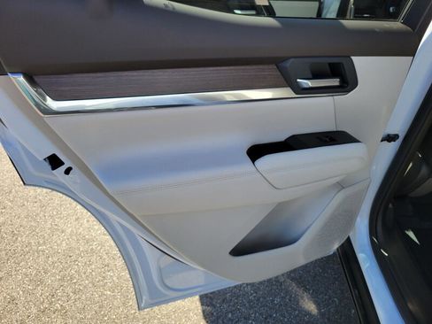 New 2026 GMC Terrain Denali w/ LPO, Floor Liner Package image 30