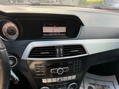 Used 2014 Mercedes-Benz C 250 Sedan image 13