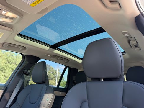 Certified 2026 Volvo XC90 B6 Plus AWD/4WD image 26