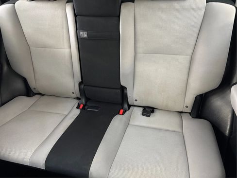 Used 2018 Toyota RAV4 XLE w/ Carpet Mat Package AWD/4WD image 45