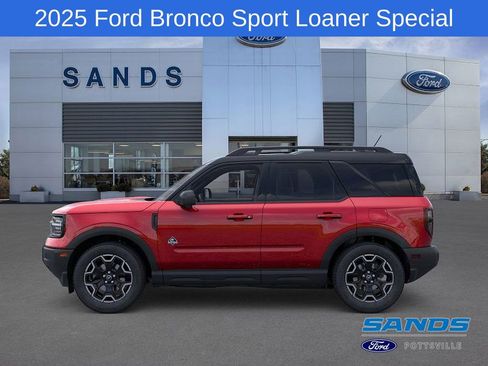 New 2025 Ford Bronco Sport Outer Banks w/ Outer Banks Tech Package+ AWD/4WD image 3