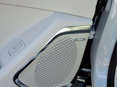 New 2026 GMC Acadia Denali w/ Super Cruise Package AWD/4WD image 15