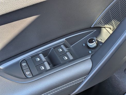 Used 2023 Audi Q5 2.0T Premium Plus w/ Premium Plus Package image 10