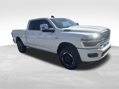 Used 2026 RAM 2500 Laramie AWD/4WD image 30