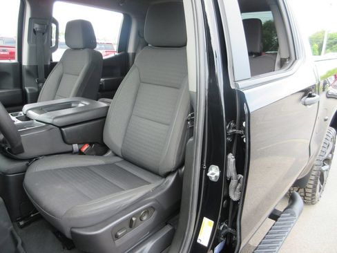 Certified 2022 Chevrolet Silverado 1500 Custom Trail Boss AWD/4WD image 19