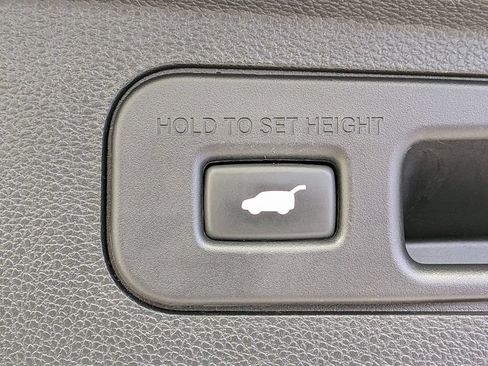 Used 2018 Honda Odyssey Elite image 32