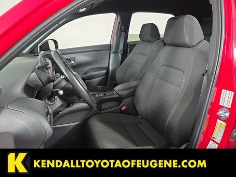 Used 2025 Honda HR-V Sport image 17