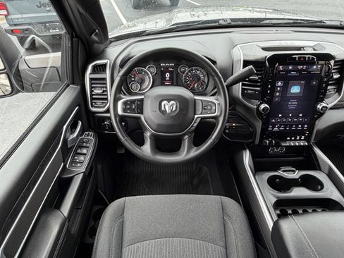 Used 2024 RAM 2500 Big Horn w/ Sport Appearance Package image 14