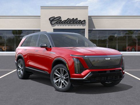 New 2026 Cadillac Vistiq Luxury w/ LPO, Floor Liner Package AWD/4WD image 8
