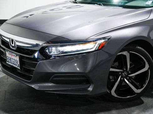 Used 2018 Honda Accord LX image 10