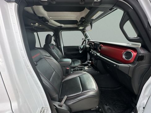 Certified 2023 Jeep Wrangler Unlimited Rubicon AWD/4WD image 36