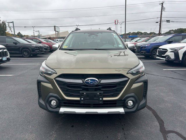 Used 2024 Subaru Outback Touring XT AWD/4WD image 2