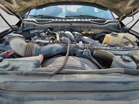 Used 2017 Ford F250 Platinum w/ Platinum Ultimate Package image 16