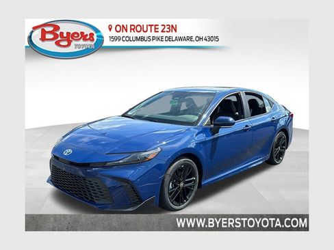 New 2026 Toyota Camry SE FWD image 1