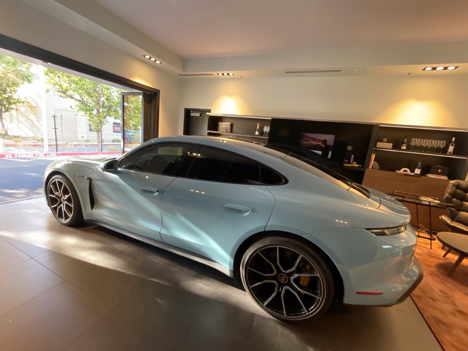Certified 2024 Porsche Taycan w/ Premium Package RWD image 6