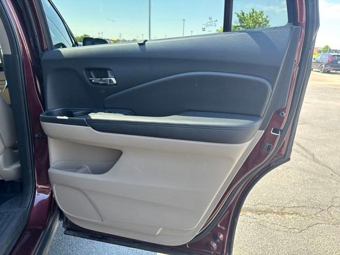Used 2022 Honda Pilot Touring image 35