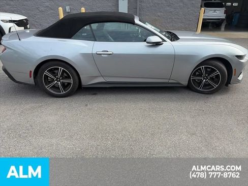 Used 2025 Ford Mustang Premium RWD image 21