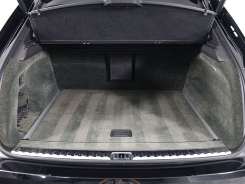 Certified 2023 Bentley Bentayga Extended Wheelbase image 30