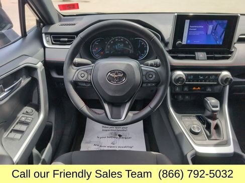 Used 2023 Toyota RAV4 SE AWD/4WD image 15