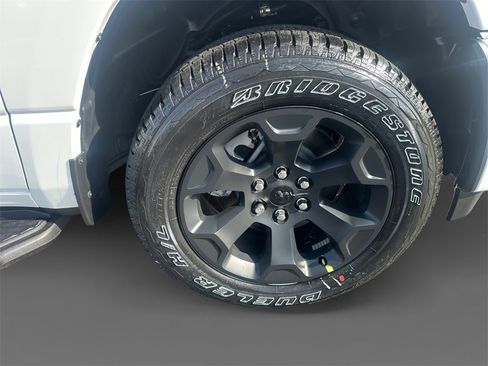 New 2026 RAM 1500 Express image 16