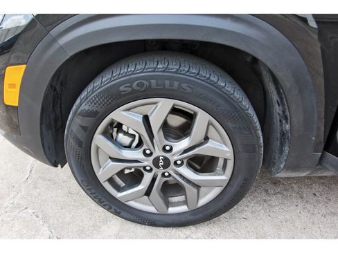 Used 2024 Kia Seltos LX AWD/4WD image 31