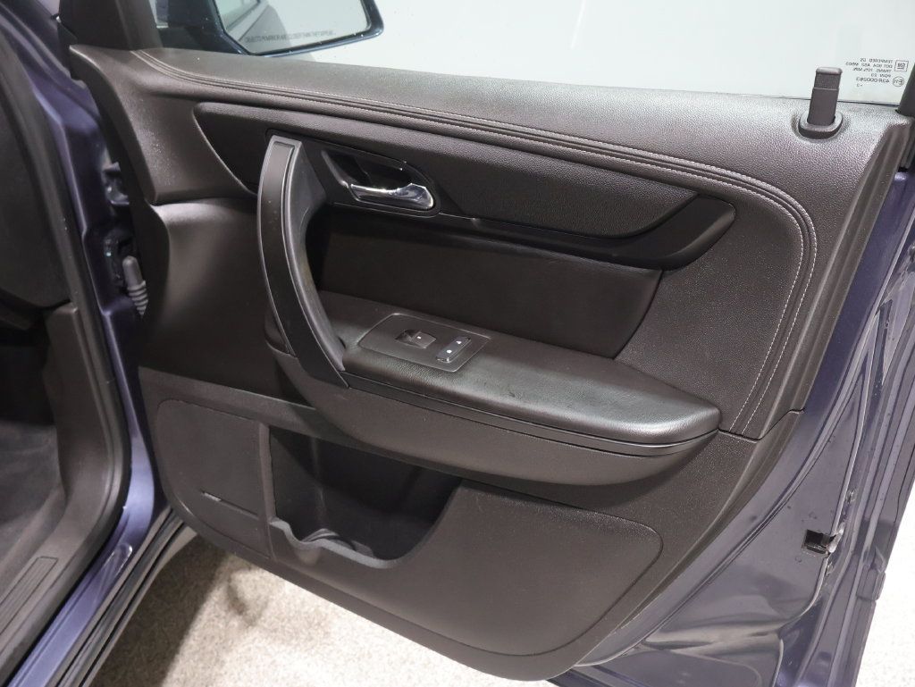 Used 2014 Chevrolet Traverse LT AWD/4WD image 25