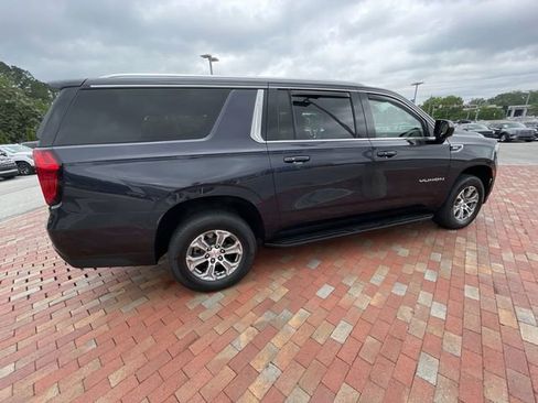 Used 2023 GMC Yukon XL SLE RWD image 35