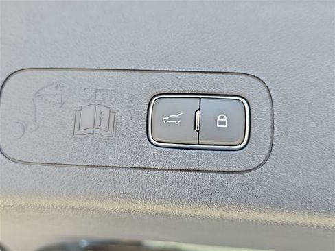 Used 2025 Lincoln Aviator Black Label image 30