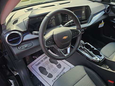 New 2026 Chevrolet Trax LT image 16