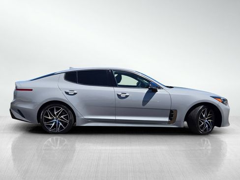 Used 2022 Kia Stinger GT-Line RWD image 3