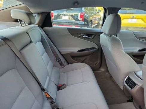 Used 2024 Chevrolet Malibu LT image 31